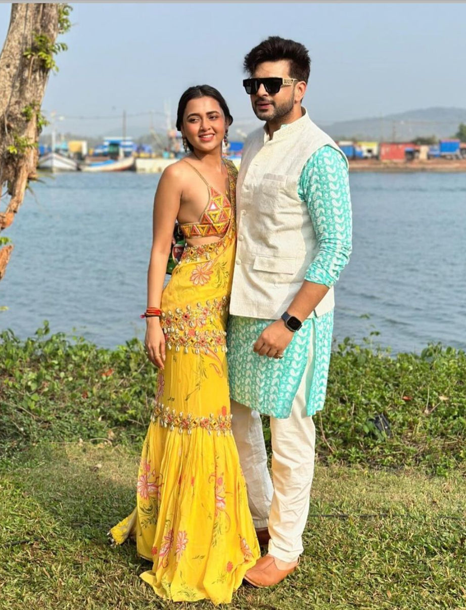 Yellow Pre-Draped Mumtaz Embroidered Paisley Print Saree Set